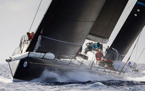 V and Atalanta II leap ahead at Loro Piana Giraglia